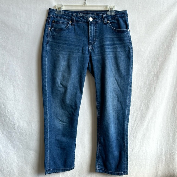 Jennifer Lopez blue denim capris, size 8 - Picture 1 of 10